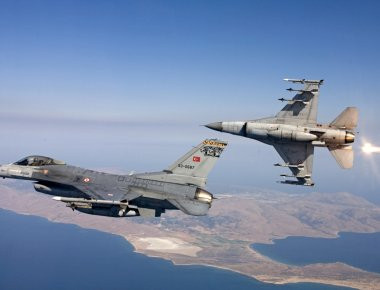 Συνεχίζεται η τουρκική προκλητικότητα: Δύο εναέριες παραβάσεις από μαχητικά στο Αιγαίο